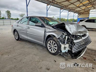 Czwarte zdjęcie samochodu z boku: 2017 TOYOTA CAMRY LE VIN:4T1BF1FK4HU749616 - miniatura