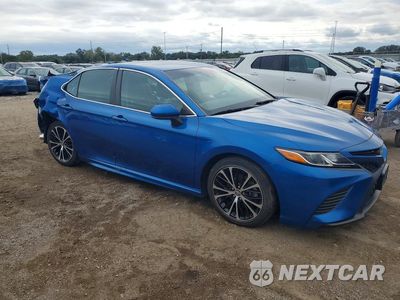 Czwarte zdjęcie samochodu z boku: 2019 TOYOTA CAMRRY VIN:4T1B11HK9KU194472 - miniatura