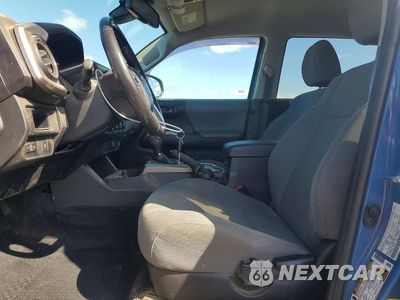 Zdjęcie 7 z 13 samochodu: 2019 TOYOTA TACOMA SR5 V6 VIN:3TMCZ5AN9KM192724 - miniatura