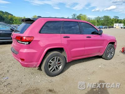 Trzecie zdjęcie samochodu z tyłu: 2021 JEEP GRAND CHEROKEE LAREDO VIN:1C4RJFAG0MC809599 - miniatura