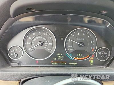 Zdjęcie 9 z 12 samochodu: 2014 BMW 328 XI VIN:WBA3B3C5XEF545365 - miniatura
