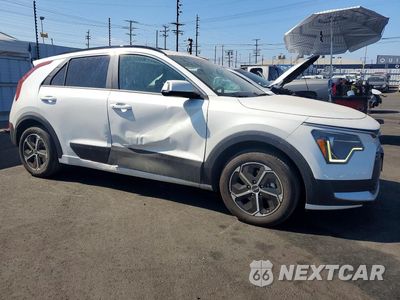 Czwarte zdjęcie samochodu z boku: 2025 KIA NIRO EX VIN:KNDCR3LE6S5228991 - miniatura