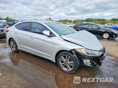 Czwarte zdjęcie samochodu z boku: 2017 HYUNDAI ELANTRA SE VIN:5NPD84LF4HH032188 - miniatura
