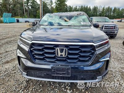 Piąte zdjęcie samochodu w środku: 2025 HONDA PILOT EXL VIN:5FNYG1H49SB181776 - miniatura
