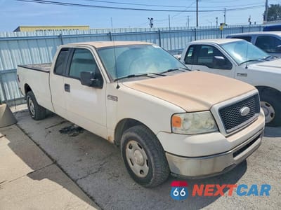 Czwarte zdjęcie samochodu z boku: 2006 FORD F150 VIN:1FTVX12506NA58556 - miniatura
