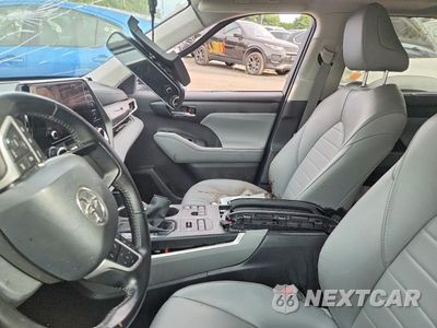 Zdjęcie 7 z 12 samochodu: 2024 TOYOTA HIGHLANDER XLE VIN:5TDKDRBH7RS537804 - miniatura
