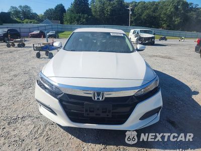 Piąte zdjęcie samochodu w środku: 2018 HONDA ACCORD LX VIN:1HGCV1F1XJA088136 - miniatura