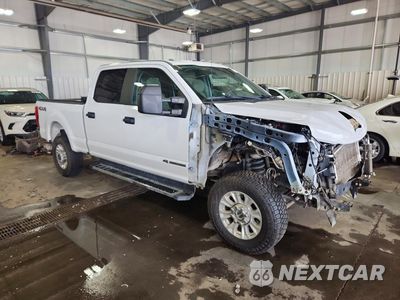 Czwarte zdjęcie samochodu z boku: 2021 FORD F350 SUPER DUTY VIN:1FT8W3BT1MEC48888 - miniatura