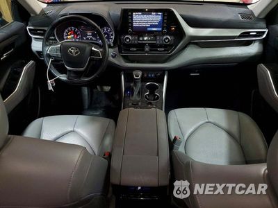 Zdjęcie 8 z 14 samochodu: 2022 TOYOTA HIGHLANDER XLE VIN:5TDHZRBH7NS170005 - miniatura