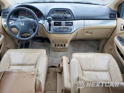 Zdjęcie 8 z 13 samochodu: 2005 HONDA ODYSSEY EXL VIN:5FNRL38685B048637 - miniatura