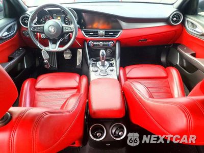 Zdjęcie 8 z 12 samochodu: 2021 ALFA ROMEO GIULIA TI VIN:ZARFAMBN6M7647268 - miniatura