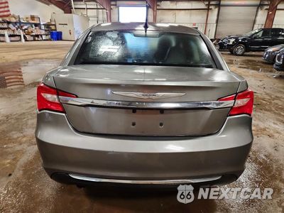 Zdjęcie 6 z 12 samochodu: 2013 CHRYSLER 200 LIMITED VIN:1C3CCBCG1DN501355 - miniatura