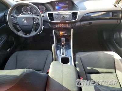 Zdjęcie 8 z 12 samochodu: 2016 HONDA ACCORD LX VIN:1HGCR2F30GA146551 - miniatura