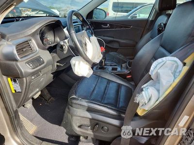 Zdjęcie 7 z 13 samochodu: 2016 KIA SORENTO EX VIN:5XYPHDA56GG100522 - miniatura