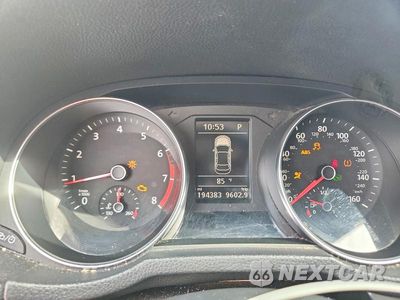 Zdjęcie 9 z 12 samochodu: 2017 VOLKSWAGEN PASSAT R-LINE VIN:1VWDT7A33HC056659 - miniatura