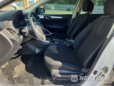 Zdjęcie 7 z 12 samochodu: 2017 NISSAN SENTRA S VIN:3N1AB7AP0HY232038 - miniatura