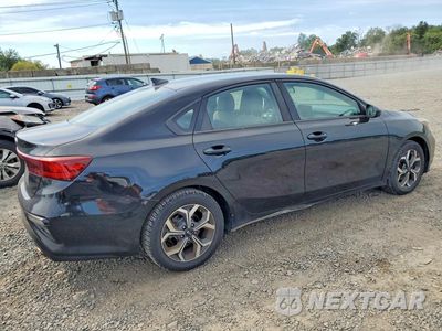 Trzecie zdjęcie samochodu z tyłu: 2019 KIA FORTE LXS VIN:3KPF24AD4KE060127 - miniatura