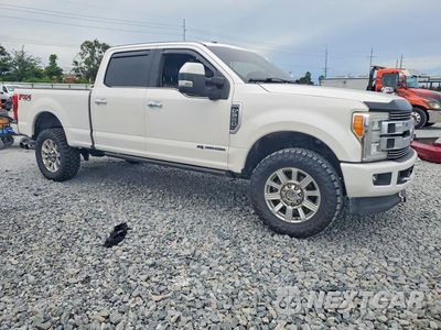 Czwarte zdjęcie samochodu z boku: 2018 FORD F250 SUPER DUTY VIN:1FT7W2BT2JEC75096 - miniatura