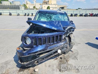 Piąte zdjęcie samochodu w środku: 2016 JEEP PATRIOT LATITUDE VIN:1C4NJRFB9GD619604 - miniatura