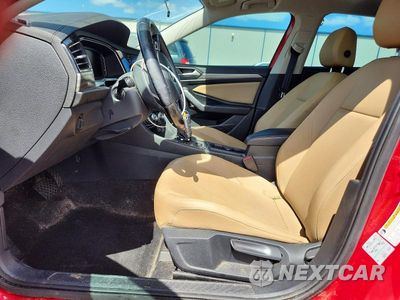 Zdjęcie 7 z 13 samochodu: 2019 VOLKSWAGEN JETTA SEL VIN:3VWE57BU4KM062904 - miniatura