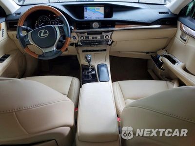Zdjęcie 8 z 12 samochodu: 2013 LEXUS ES 300H VIN:JTHBW1GG4D2021135 - miniatura
