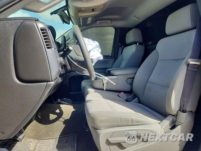 Zdjęcie 7 z 12 samochodu: 2017 CHEVROLET SILVERADO C1500 VIN:1GCNCNEC0HZ214801 - miniatura