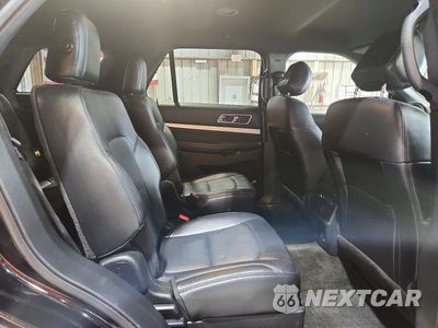 Zdjęcie 11 z 14 samochodu: 2017 FORD EXPLORER XLT VIN:1FM5K8D87HGD10949 - miniatura