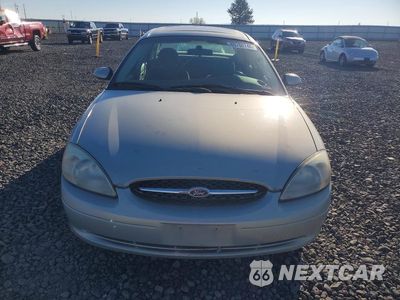 Piąte zdjęcie samochodu w środku: 2003 FORD TAURUS SES VIN:1FAFP55U23G118924 - miniatura
