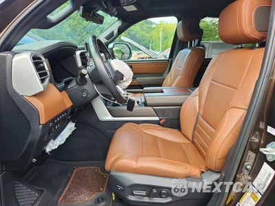 Zdjęcie 7 z 12 samochodu: 2024 TOYOTA TUNDRA 1794 EDITION HV VIN:5TFMC5DB7RX048701 - miniatura