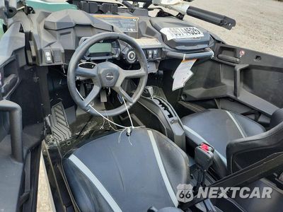 Zdjęcie 8 z 12 samochodu: 2026 CAN-AM COMMANDER MAX 1000R DPS VIN:3JBABAX45TE000295 - miniatura