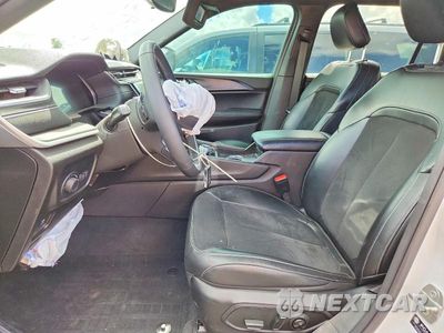 Zdjęcie 7 z 13 samochodu: 2024 JEEP GRAND CHEROKEE L LAREDO VIN:1C4RJKAG1R8522100 - miniatura