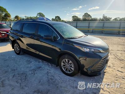 Czwarte zdjęcie samochodu z boku: 2025 TOYOTA SIENNA LE VIN:5TDBRKEC9SS233548 - miniatura