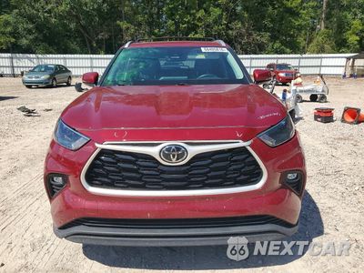 Piąte zdjęcie samochodu w środku: 2023 TOYOTA HIGHLANDER XLE VIN:5TDKDRAH2PS007755 - miniatura