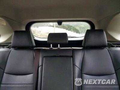 Zdjęcie 10 z 13 samochodu: 2021 TOYOTA RAV4 LIMITED VIN:JTMN1RFV1MD070342 - miniatura
