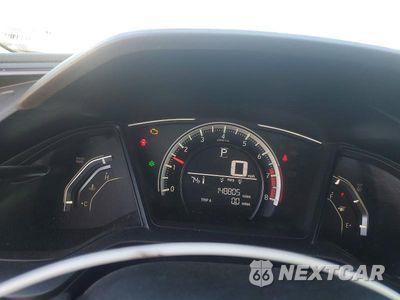 Zdjęcie 9 z 12 samochodu: 2018 HONDA CIVIC LX VIN:19XFC2F54JE200775 - miniatura