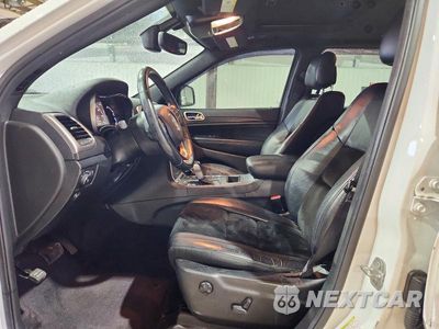 Zdjęcie 7 z 13 samochodu: 2018 JEEP GRAND CHEROKEE LAREDO VIN:1C4RJFAG3JC388831 - miniatura