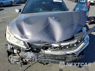 Zdjęcie 11 z 13 samochodu: 2017 HONDA ACCORD SPORT SPECIAL EDITION VIN:1HGCR2F10HA182191 - miniatura