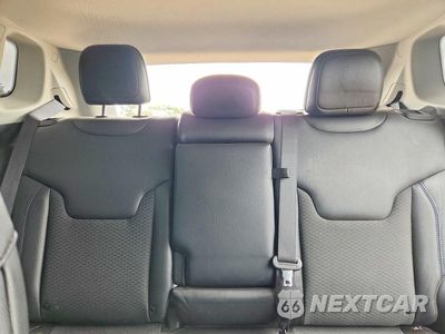 Zdjęcie 10 z 14 samochodu: 2022 JEEP COMPASS LATITUDE VIN:3C4NJDBB2NT217472 - miniatura