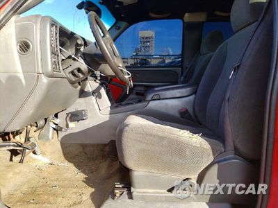 Zdjęcie 7 z 12 samochodu: 2003 CHEVROLET SILVERADO K1500 VIN:2GCEK19TX31136180 - miniatura