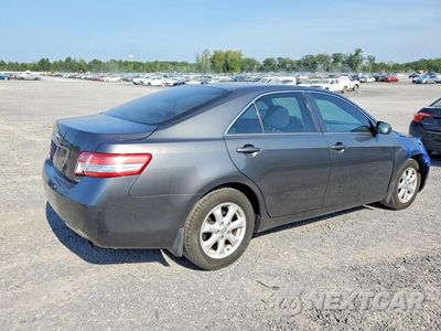 Trzecie zdjęcie samochodu z tyłu: 2010 TOYOTA CAMRY LE VIN:4T4BF3EK1AR033328 - miniatura
