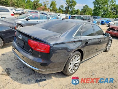 Trzecie zdjęcie samochodu z tyłu: 2012 AUDI A8 QUATTRO VIN:WAUAVAFD2CN017134 - miniatura