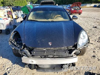 Piąte zdjęcie samochodu w środku: 2010 PORSCHE PANAMERA S VIN:WP0AB2A78AL060260 - miniatura