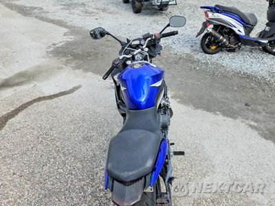 Zdjęcie 6 z 9 samochodu: 2013 YAMAHA FZ6 R VIN:JYARJ18E5DA011288 - miniatura