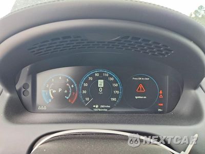Zdjęcie 9 z 13 samochodu: 2019 JAGUAR XJL SUPERCHARGED VIN:SAJWA2GE9KMW22338 - miniatura