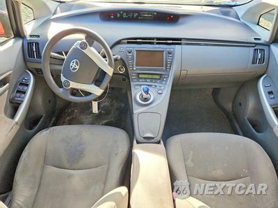 Zdjęcie 8 z 12 samochodu: 2010 TOYOTA PRIUS III VIN:JTDKN3DU6A5218649 - miniatura