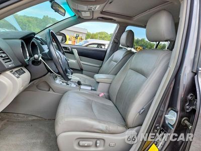 Zdjęcie 7 z 14 samochodu: 2009 TOYOTA HIGHLANDER SPORT VIN:JTEES43A892113946 - miniatura