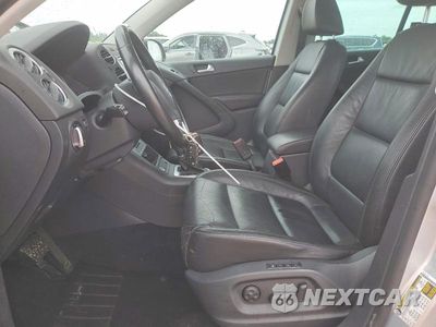 Zdjęcie 7 z 13 samochodu: 2017 VOLKSWAGEN TIGUAN SPORT VIN:WVGUV7AX0HK026634 - miniatura