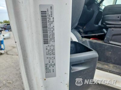 Zdjęcie 12 z 12 samochodu: 2015 RAM PROMASTER 2500 2500 HIGH VIN:3C6TRVDDXFE519254 - miniatura