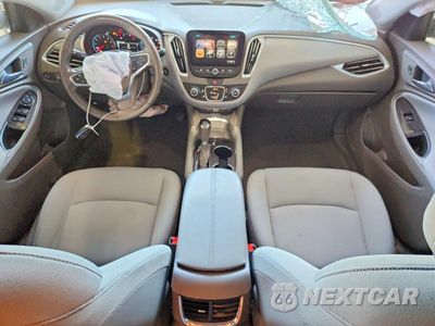 Zdjęcie 8 z 13 samochodu: 2018 CHEVROLET MALIBU LT VIN:1G1ZD5ST9JF247508 - miniatura
