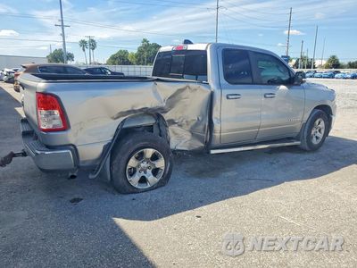 Trzecie zdjęcie samochodu z tyłu: 2022 RAM 1500 BIG HORN/LONE STAR VIN:1C6RREBG6NN201861 - miniatura